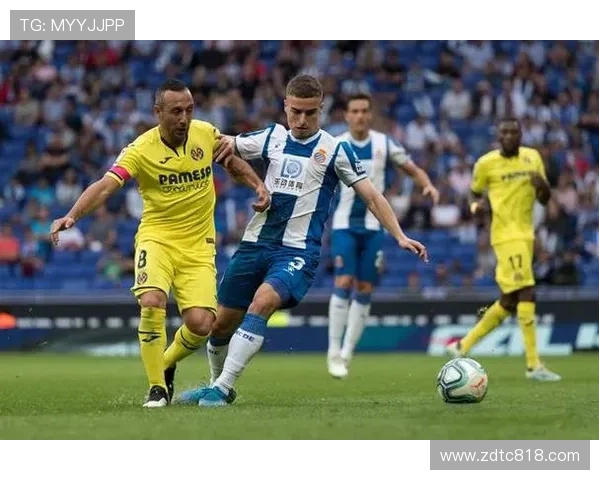 官方黄潜21岁新援租借奥维耶多