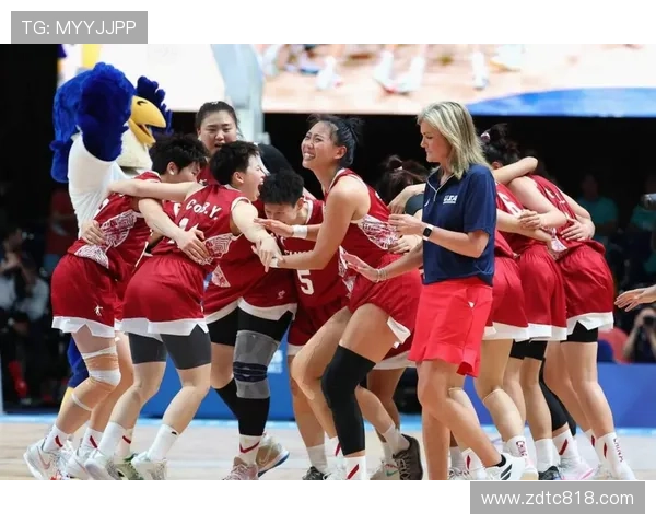 女篮世锦赛中国逆转捷克三连胜